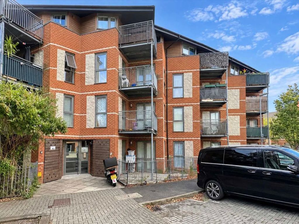 Property photo 1 of 15