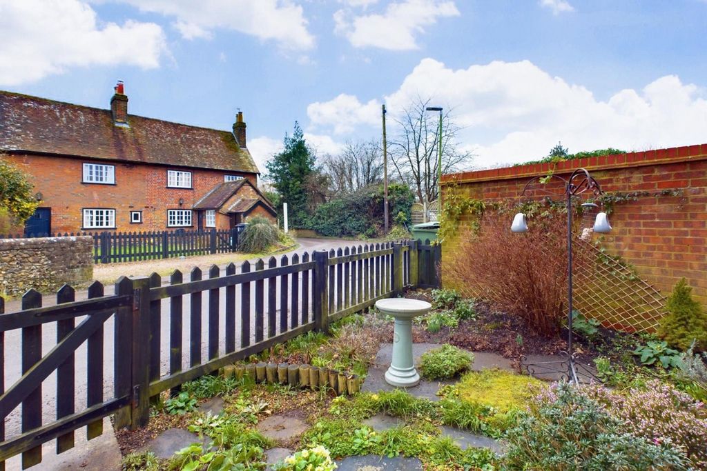 Property photo 3 of 10