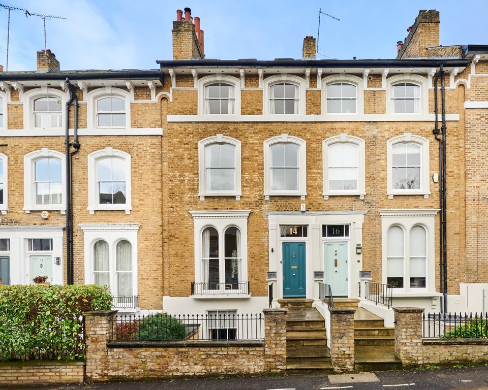 Property photo 1 of 15