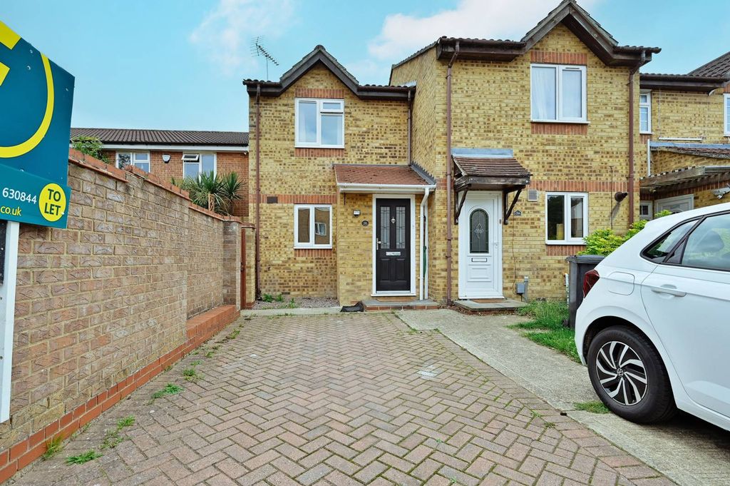 Property photo 2 of 12