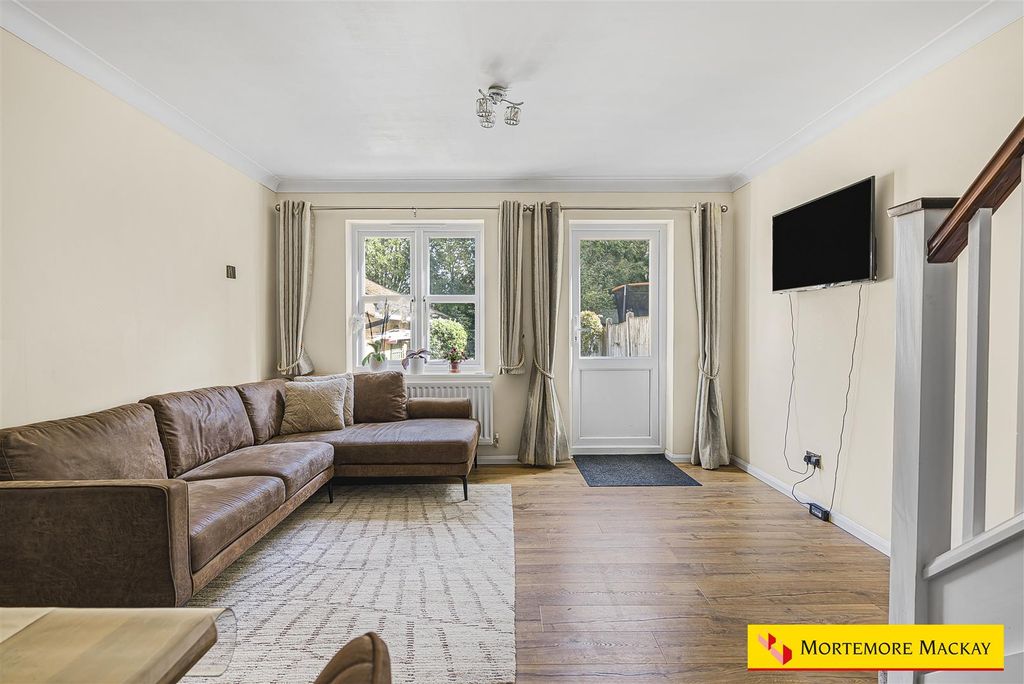 Property photo 2 of 26 11_63051_Watermarked.Jpg