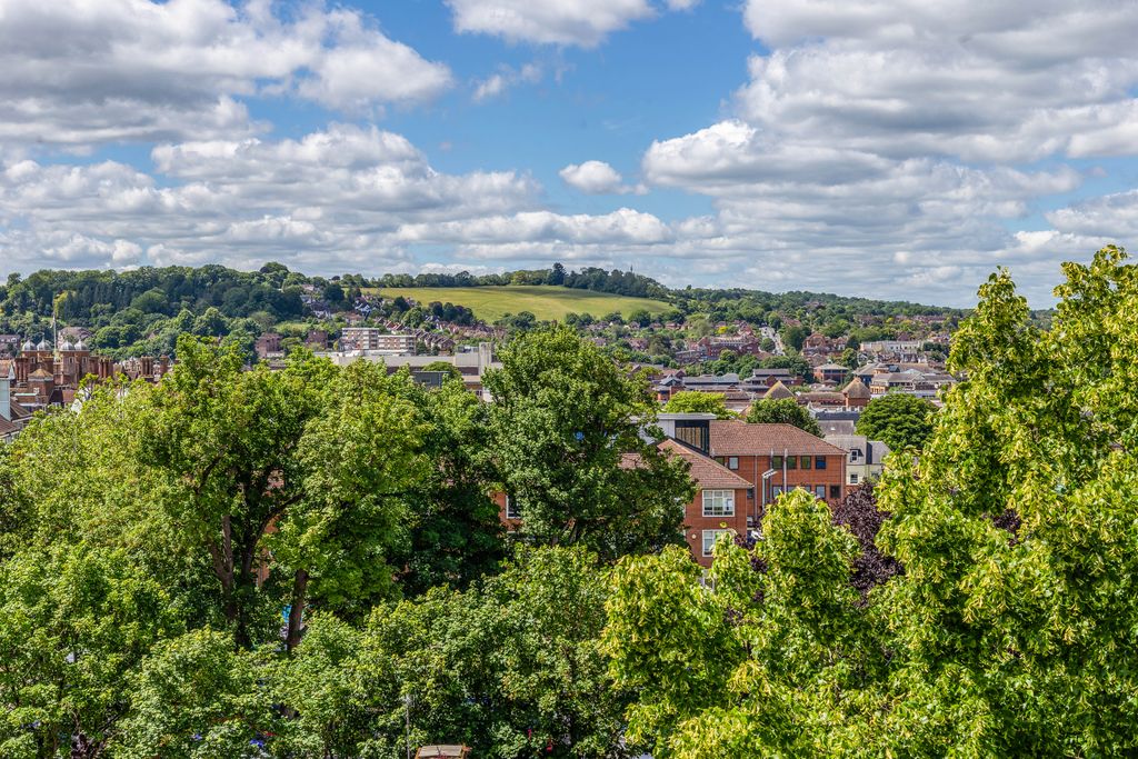 Additional image 12 of 2 bed flat for saleAlexandra Terrace, Guildford GU1