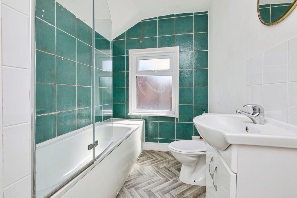 Property photo 2 of 12 Pbox-Img.Jpg