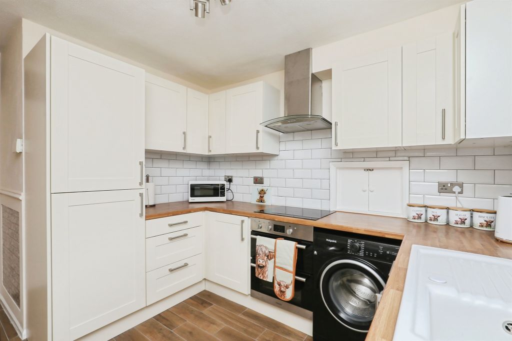 Property photo 3 of 15