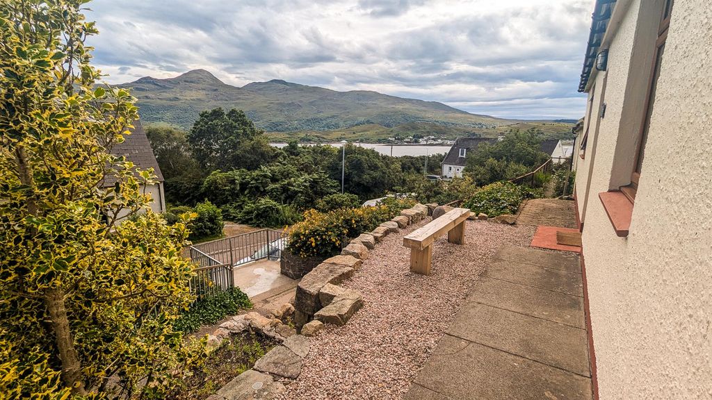Property photo 2 of 23 Golygfa1.Jpg