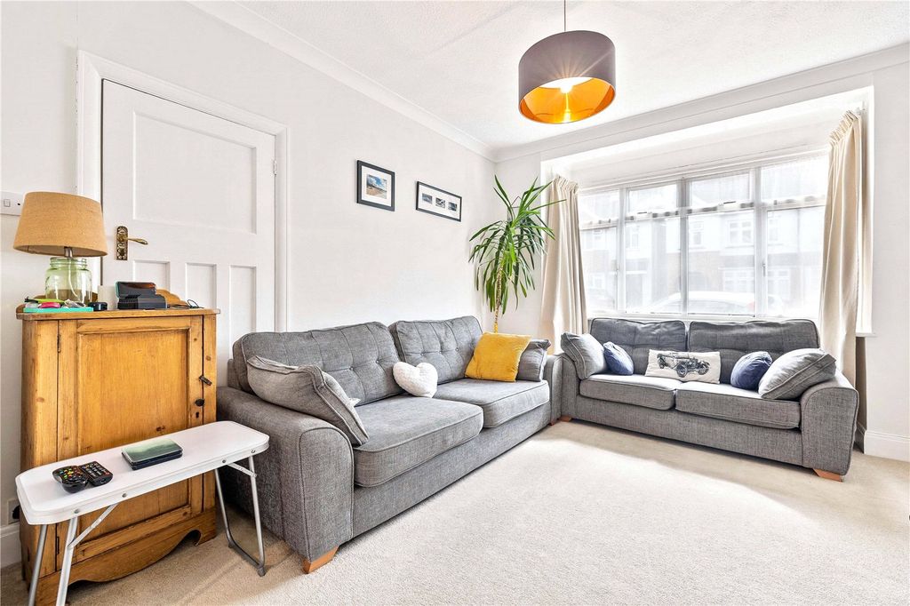 Property photo 2 of 15 Picture No. 16