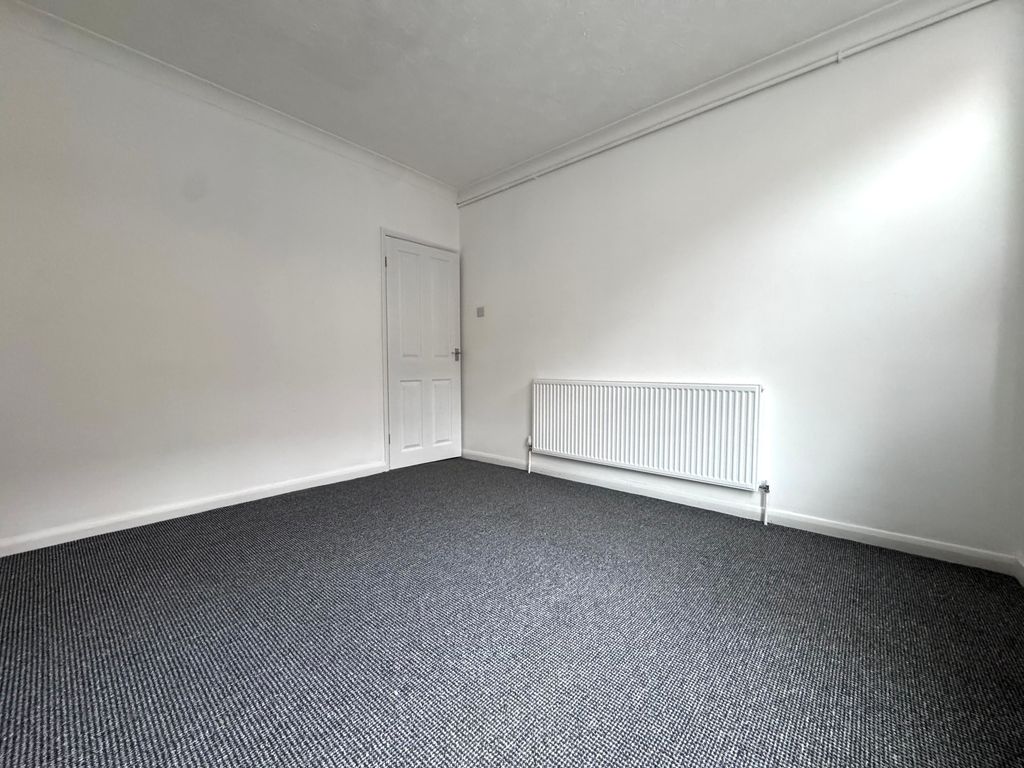 Property photo 2 of 14 Image