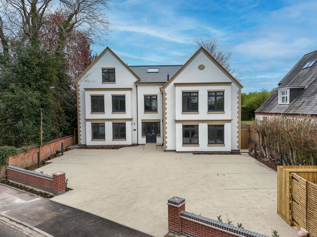 Additional image 20 of 2 bed flat for saleFlat 5, Benson Road, Stratford-Upon-Avon CV37