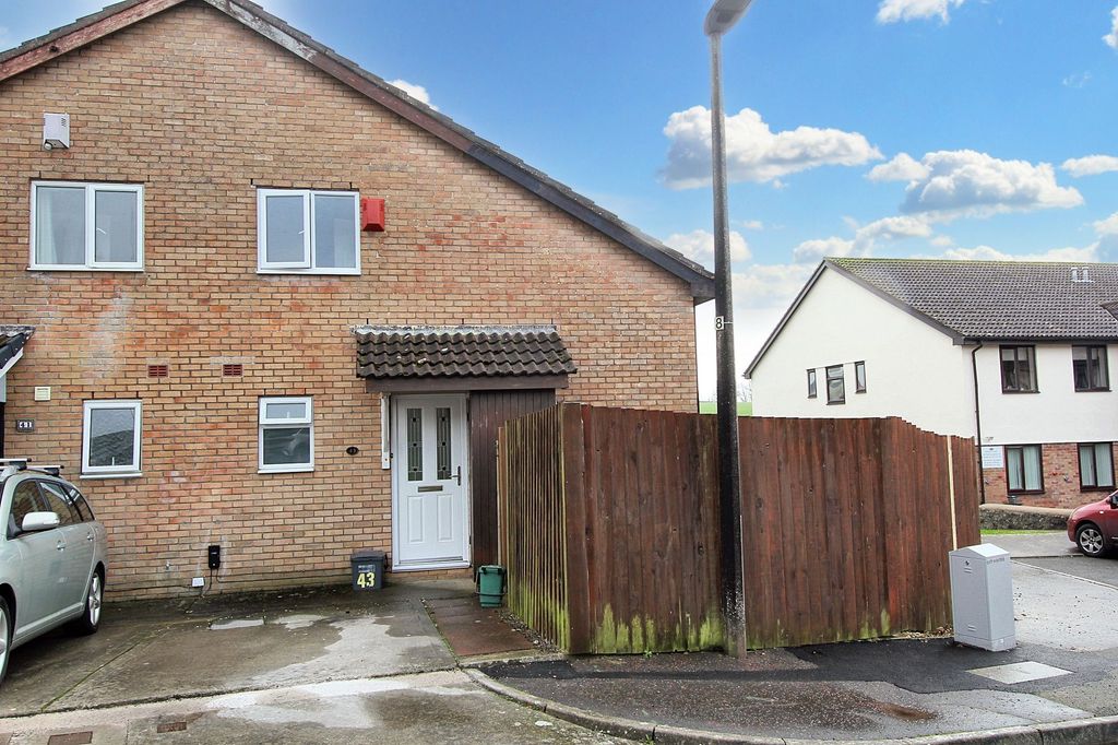 Property photo 1 of 15