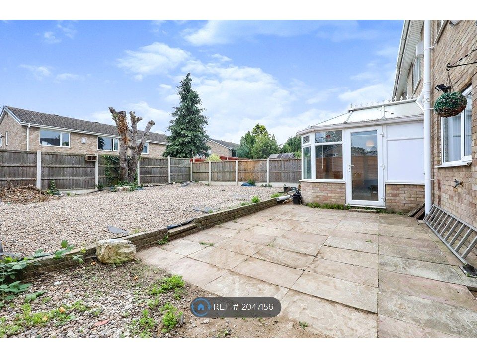 Property photo 3 of 12
