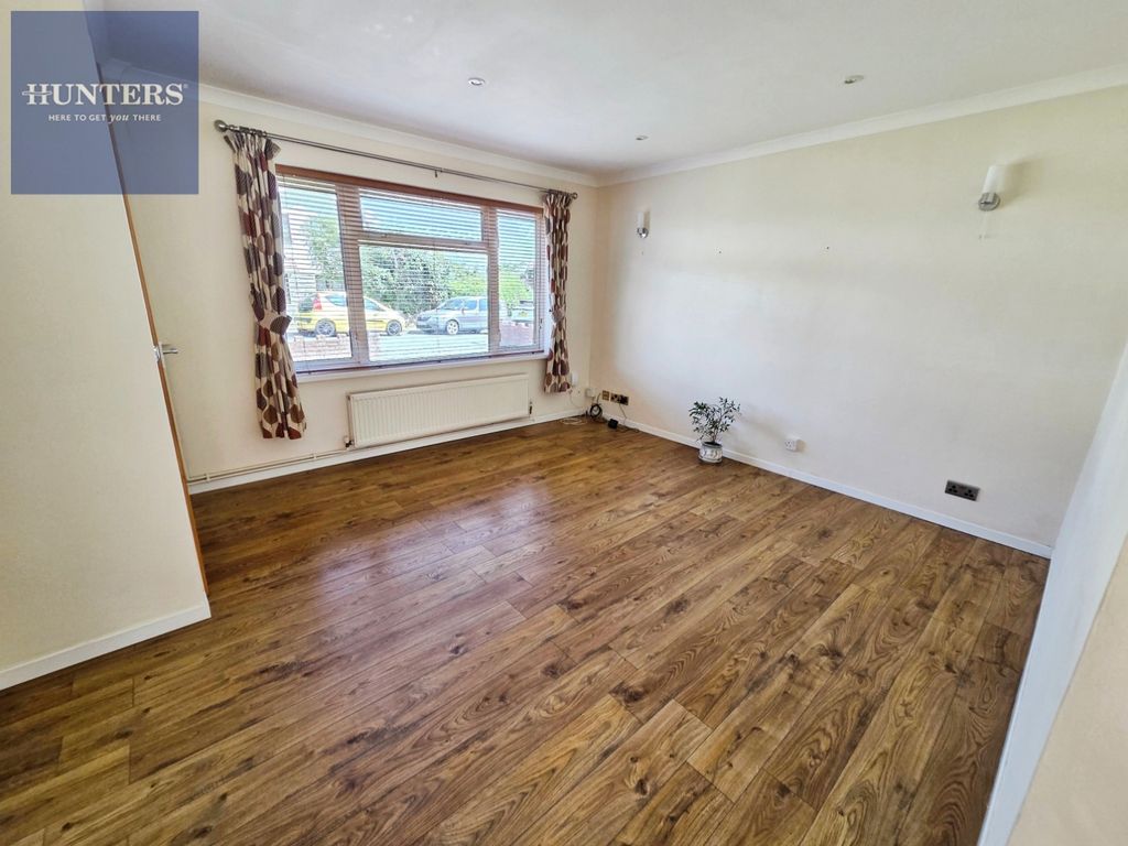 Property photo 2 of 14 Pbox-Img.Jpg