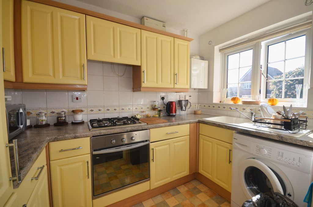 Property photo 2 of 13