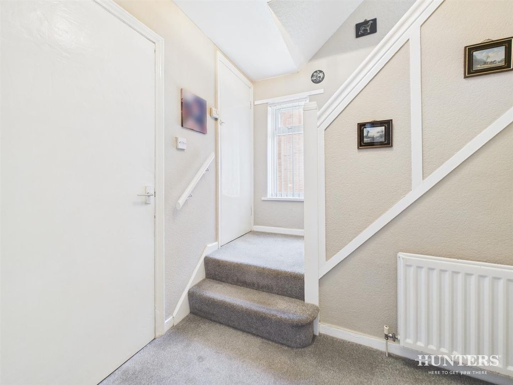 Property photo 3 of 24 Cam03792G0-Pr0218-Still002.Jpg