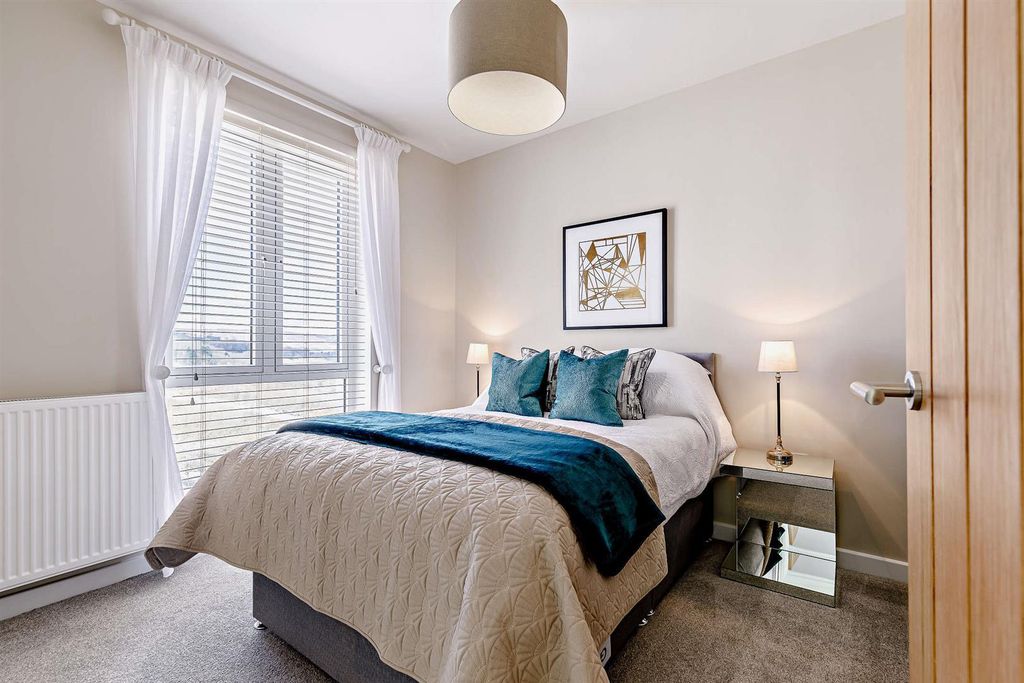 Additional image 10 of 4 bed town house to rentPark Crescent, Matlock Spa, Matlock DE4