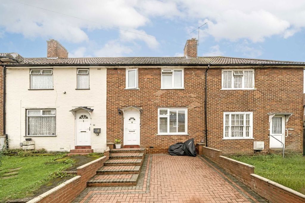Property photo 1 of 9