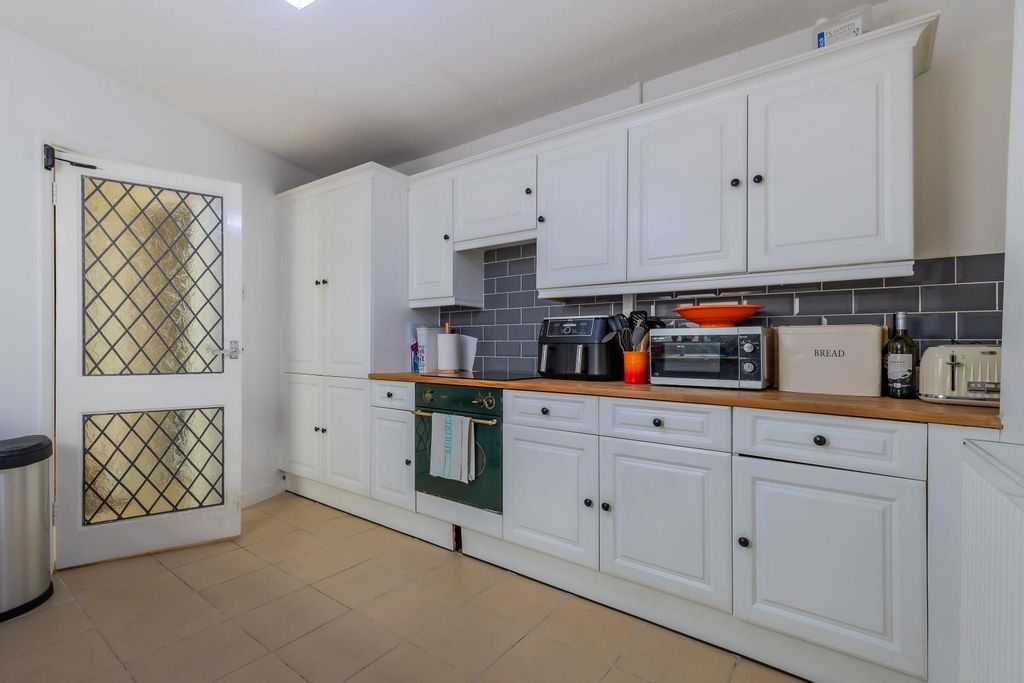 Property photo 1 of 16 Kitchen