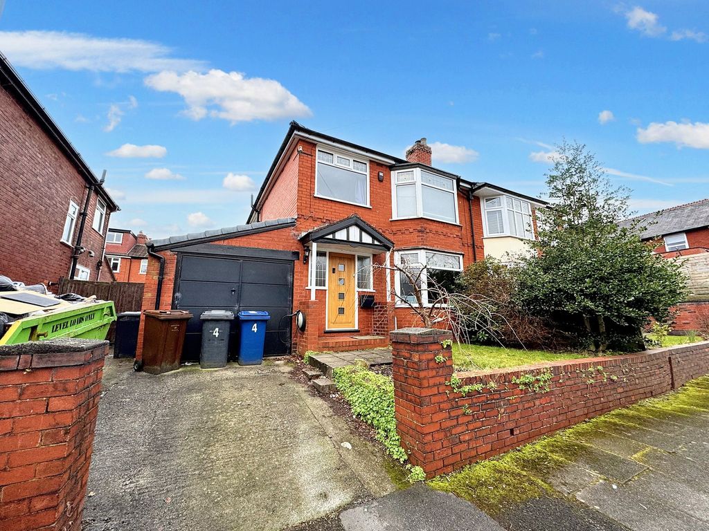 Property photo 1 of 25