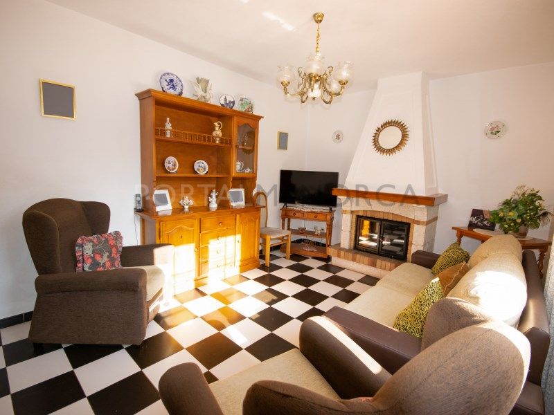 Property photo 2 of 43