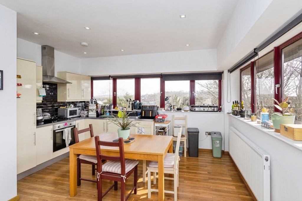 Property photo 2 of 15 Kitchen