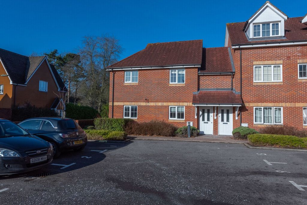 Property photo 1 of 7 Photo 1