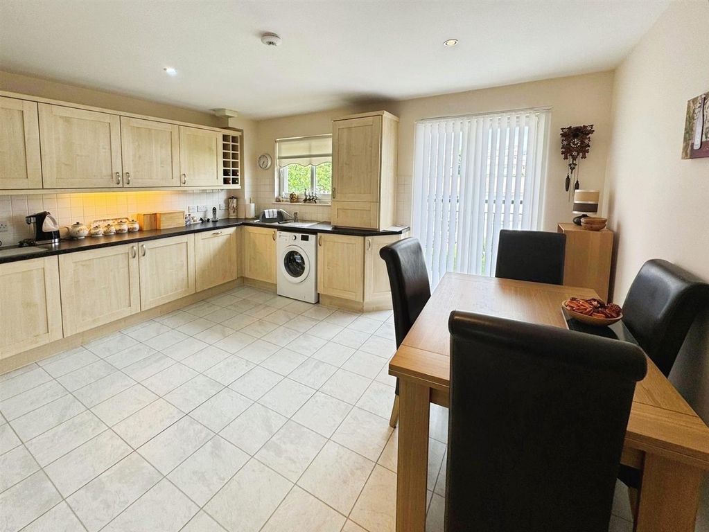 Property photo 3 of 12 3