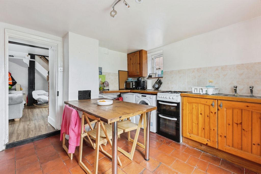 Property photo 2 of 16 Photo