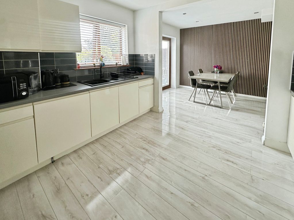 Property photo 2 of 13 Kitchen/Diner