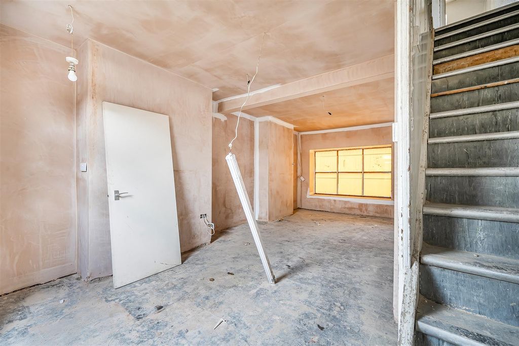 Property photo 3 of 20 1341167-1-68B6F26Ff3cc4.Jpg