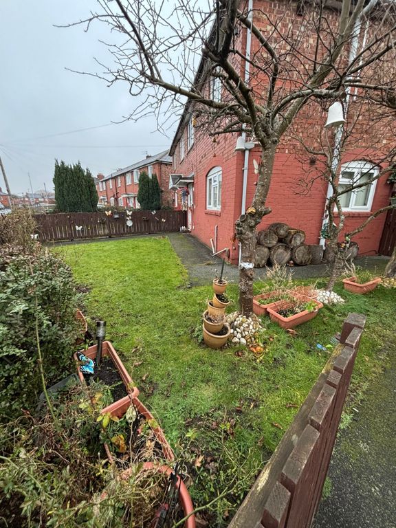 Property photo 2 of 17 Gallery