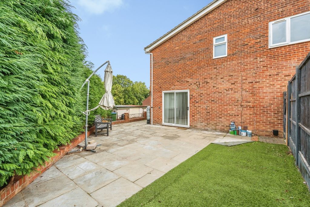 Property photo 3 of 22 Pbox-Img.Jpg