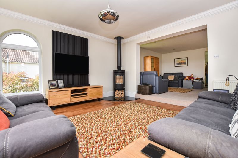 Property photo 2 of 32 Photo 32