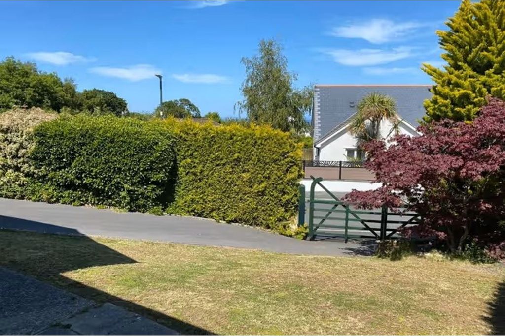 Property photo 1 of 69