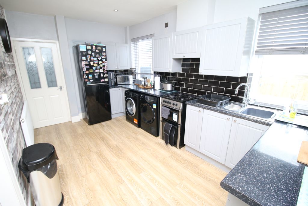 Property photo 3 of 23 Img_6785