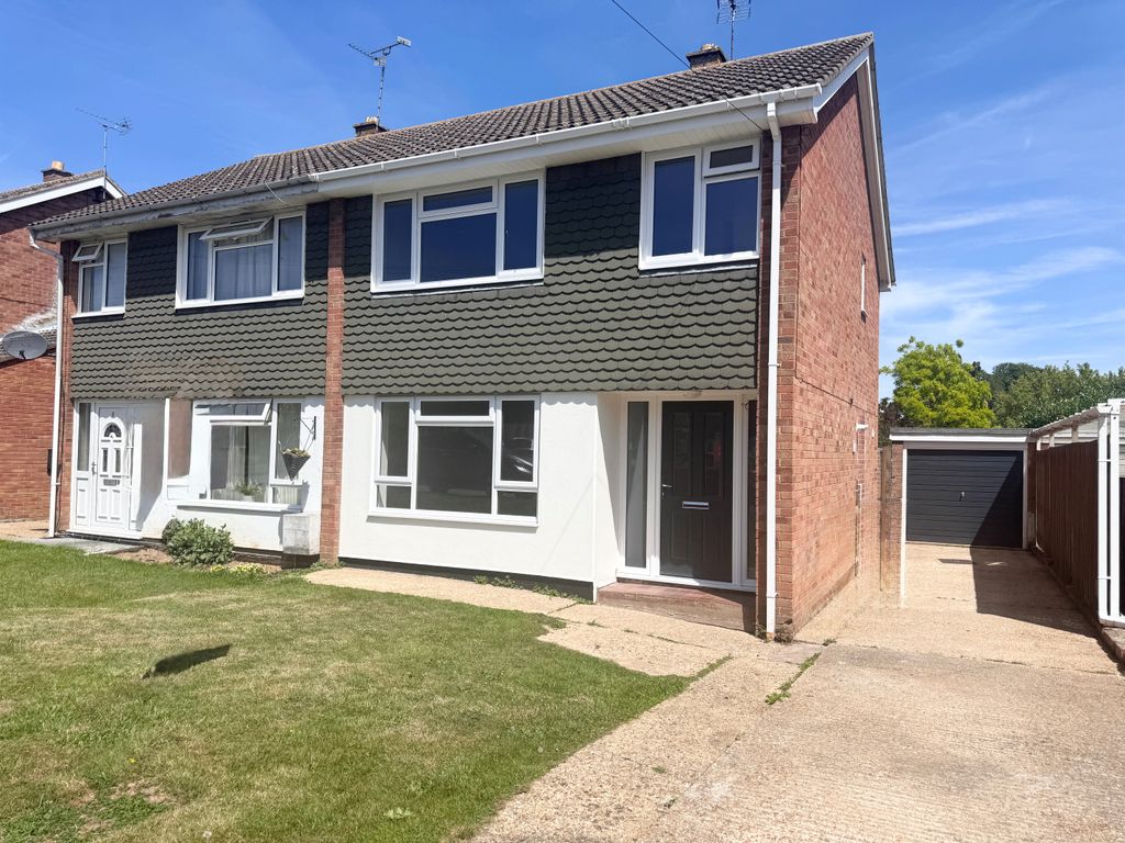 Property photo 1 of 16