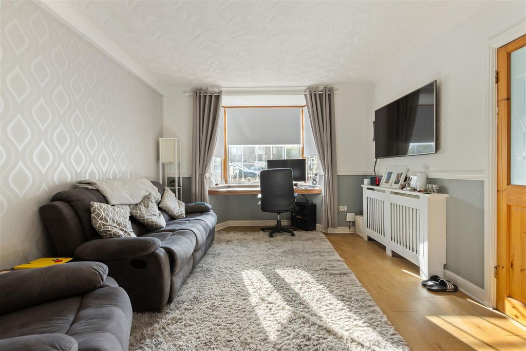 Property photo 3 of 20 Img_4984.Jpg