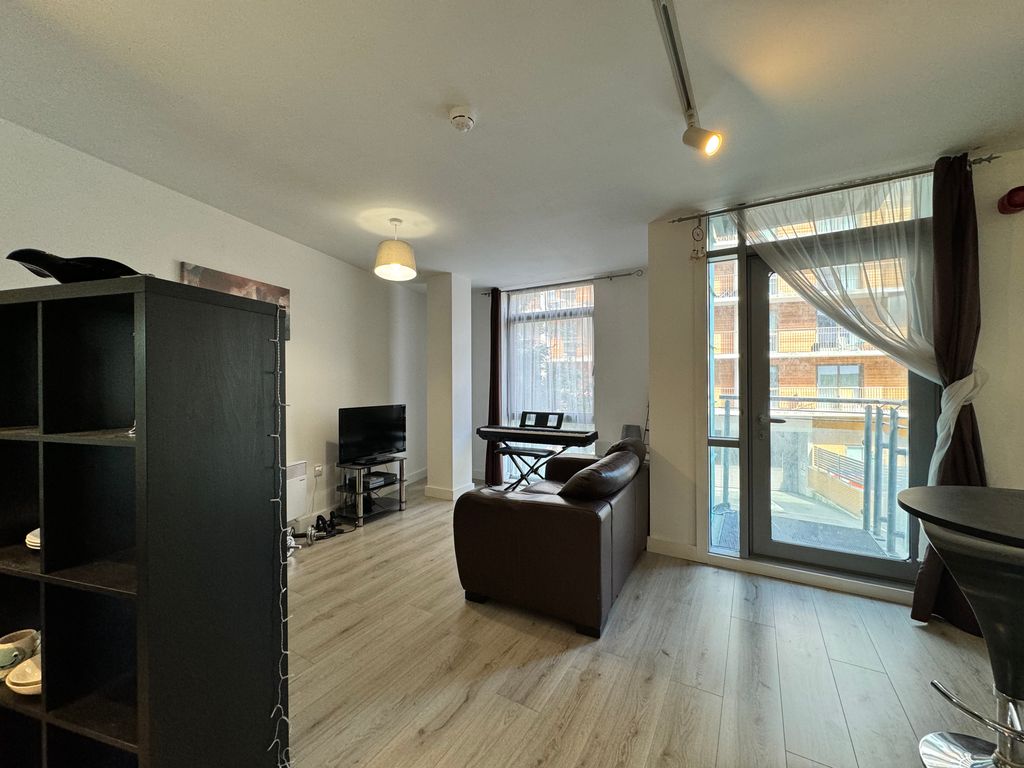 Property photo 2 of 6 Img_3890