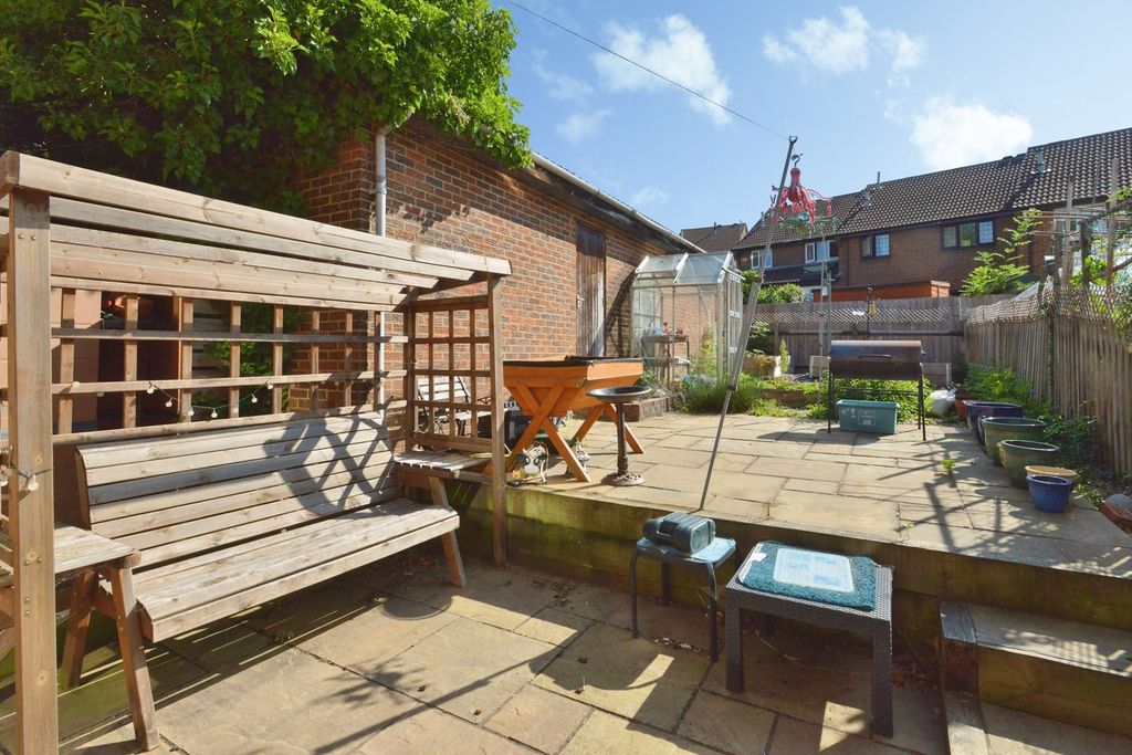 Property photo 2 of 19 Pbox-Img.Jpg