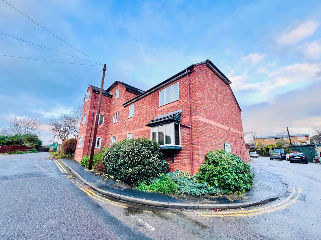 Property photo 1 of 7