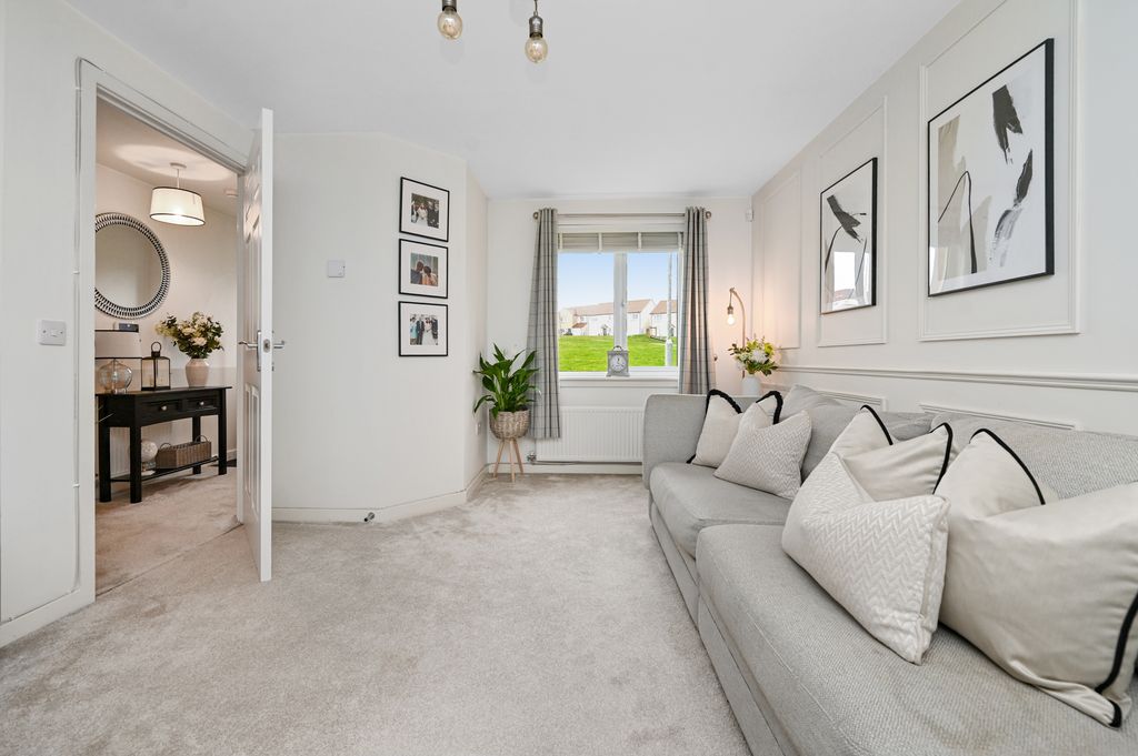 Property photo 2 of 23 Property Image 2