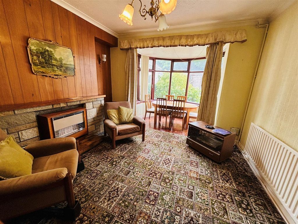 Property photo 3 of 22 Rear Reception Room