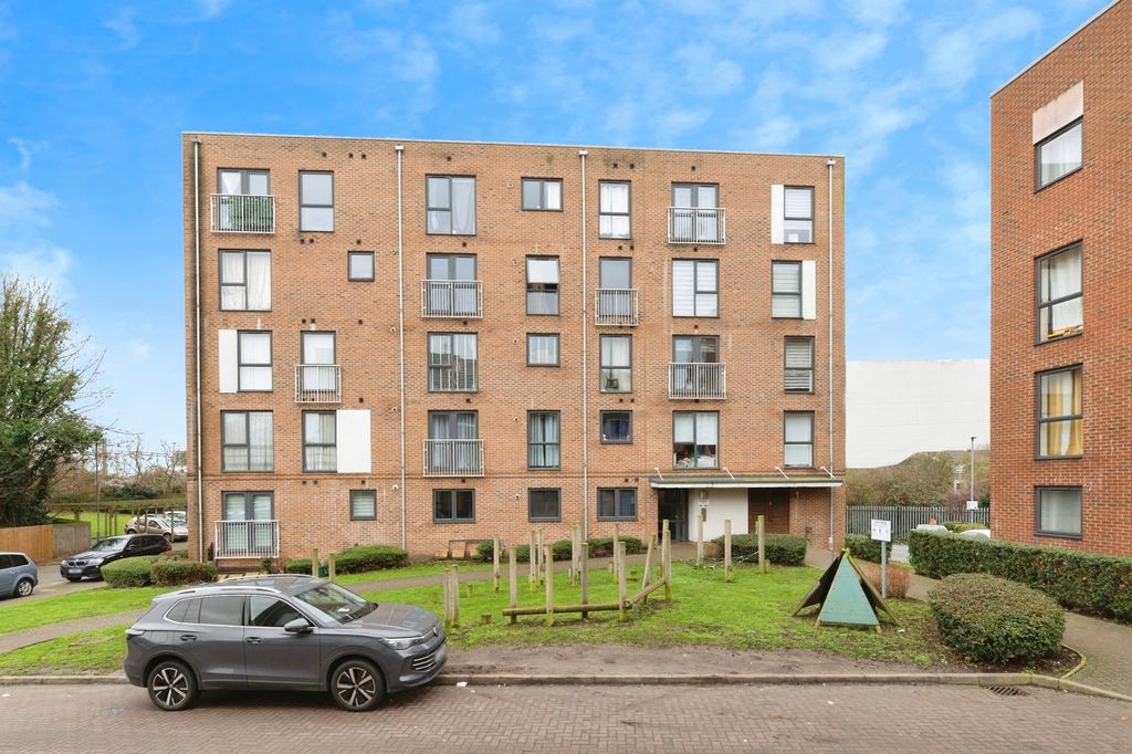 Property photo 1 of 20 Picture