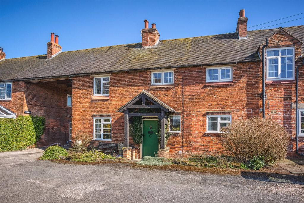Property photo 1 of 30