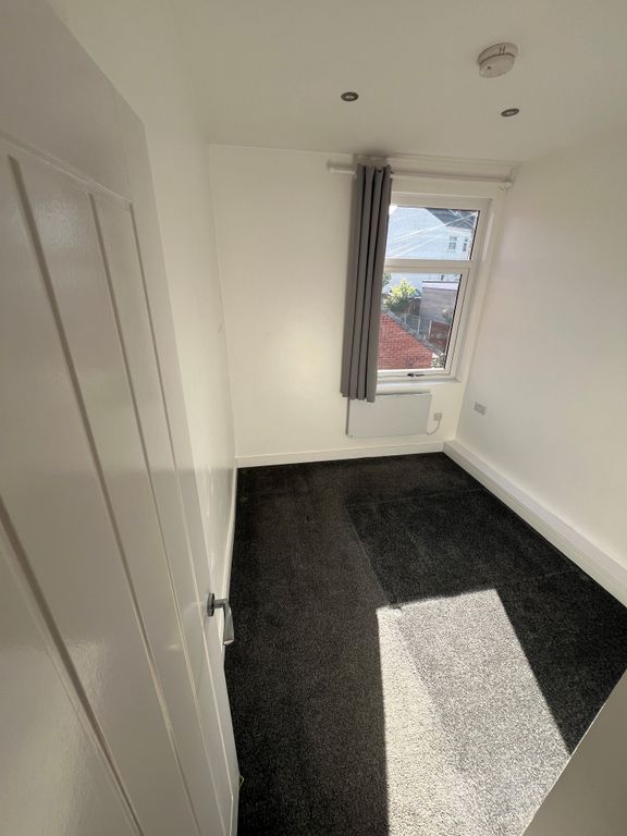 Property photo 2 of 10 Image
