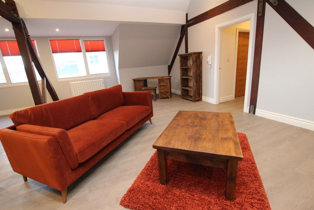 Property photo 1 of 19 (Email)