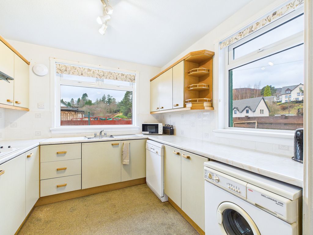 Property photo 2 of 38