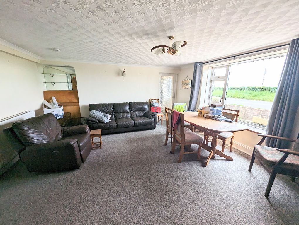 Property photo 3 of 26