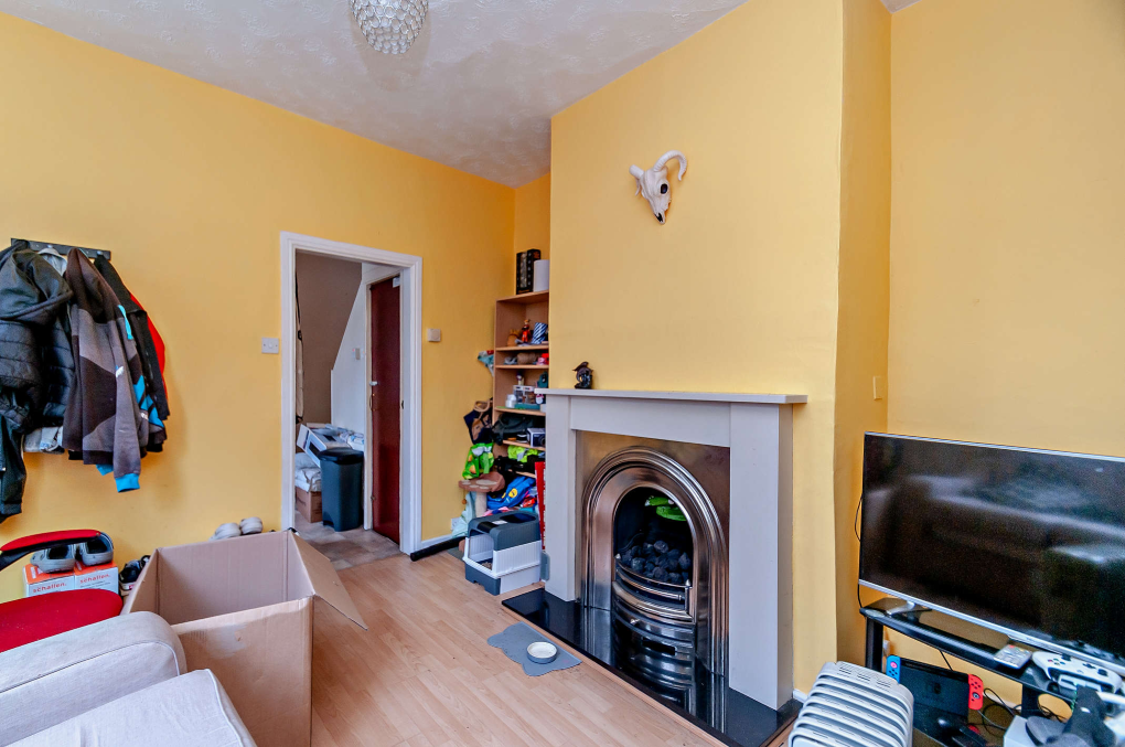 Property photo 2 of 6