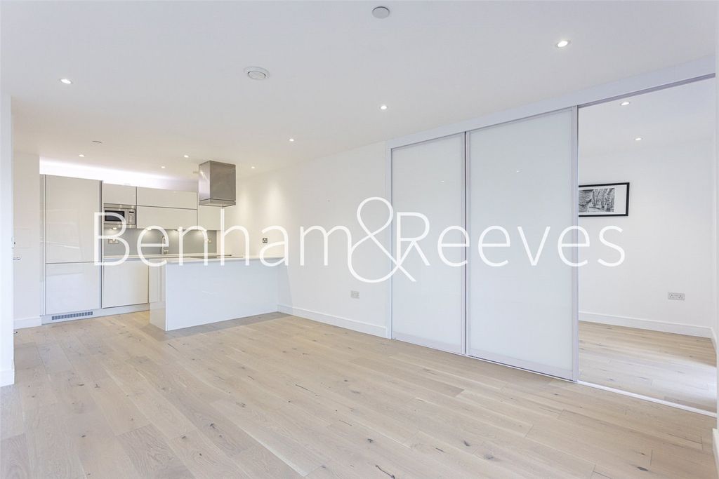 Property photo 3 of 11 Picture No. 08