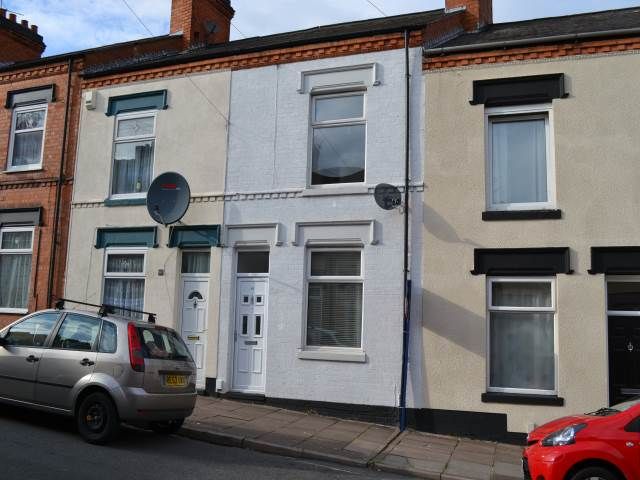 Property photo 1 of 9