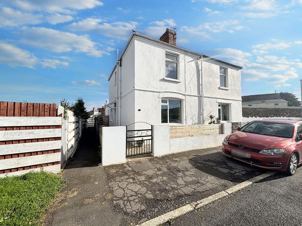 Property photo 1 of 21